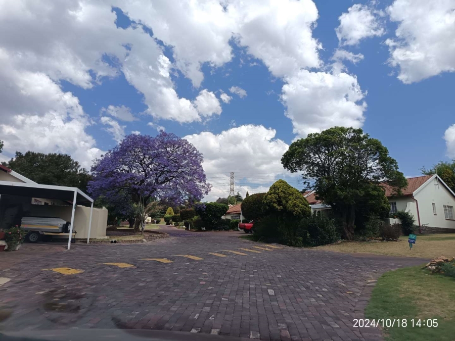 1 Bedroom Property for Sale in Helderkruin Gauteng