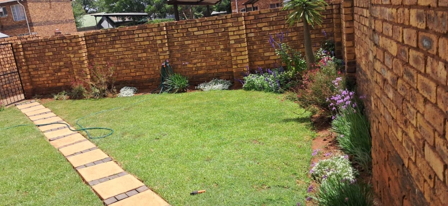 To Let 2 Bedroom Property for Rent in Clarina Gauteng