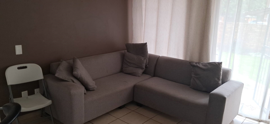 To Let 2 Bedroom Property for Rent in Clarina Gauteng