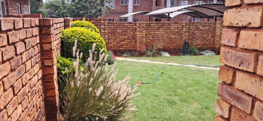 To Let 2 Bedroom Property for Rent in Clarina Gauteng