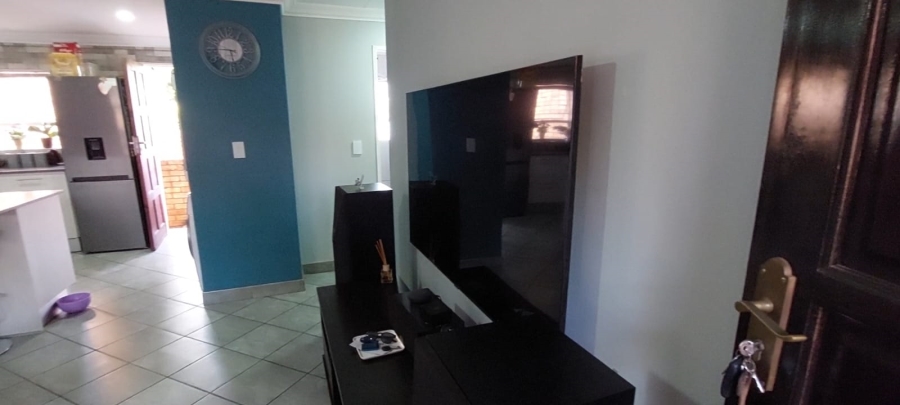 2 Bedroom Property for Sale in Valhalla Gauteng