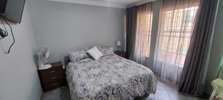 2 Bedroom Property for Sale in Valhalla Gauteng