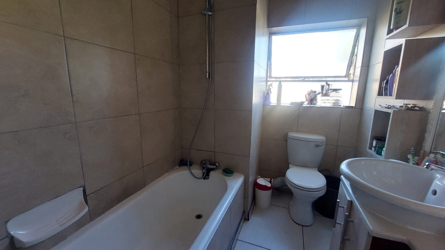 2 Bedroom Property for Sale in Alberton Gauteng