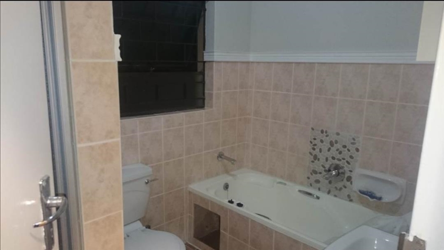 To Let 2 Bedroom Property for Rent in Morningside Gauteng