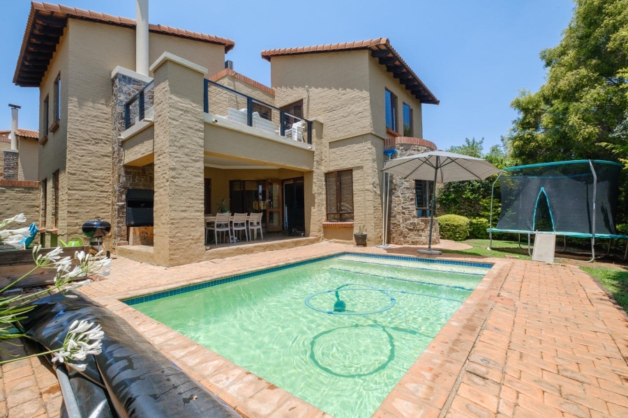 4 Bedroom Property for Sale in The Wilds Gauteng