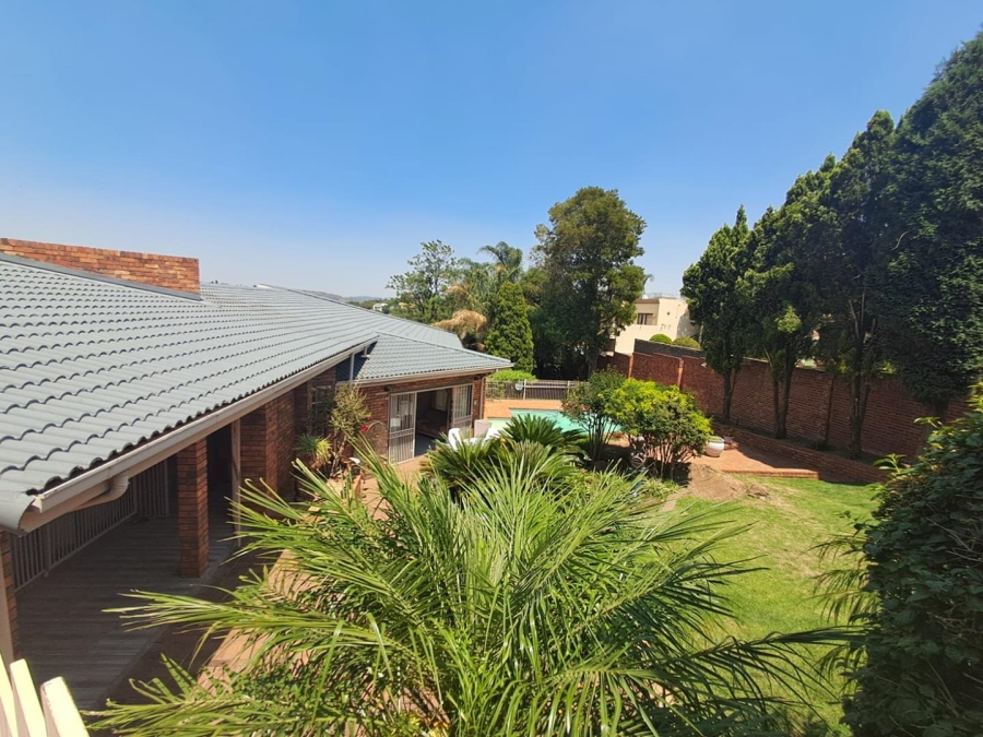 4 Bedroom Property for Sale in Bassonia Gauteng