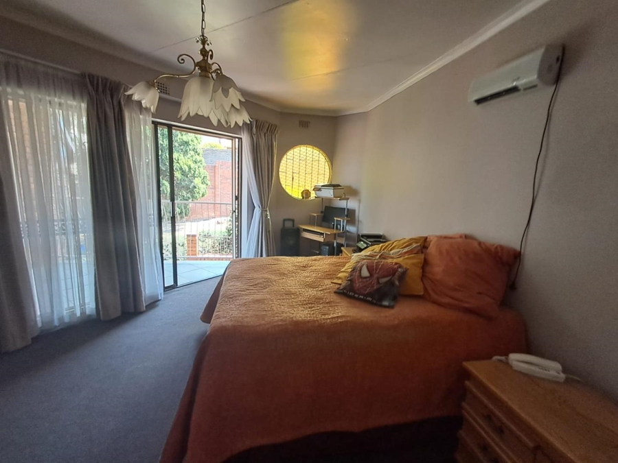 4 Bedroom Property for Sale in Bassonia Gauteng