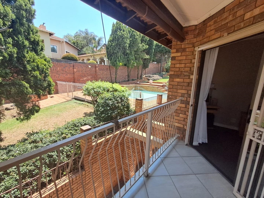 4 Bedroom Property for Sale in Bassonia Gauteng