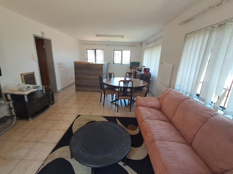 4 Bedroom Property for Sale in Bassonia Gauteng