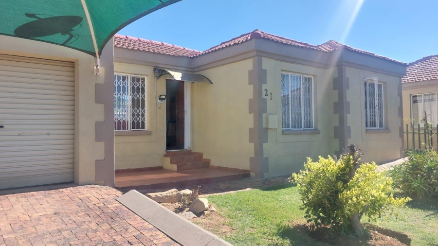 To Let 2 Bedroom Property for Rent in Elandspark Gauteng