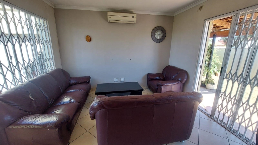 To Let 2 Bedroom Property for Rent in Elandspark Gauteng