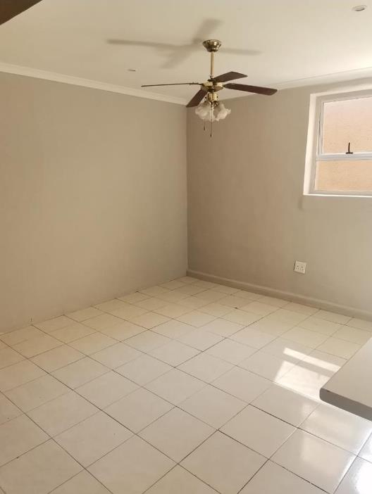 To Let 1 Bedroom Property for Rent in Cyrildene Gauteng