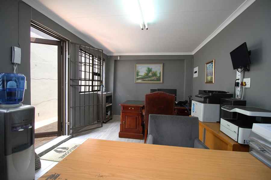 3 Bedroom Property for Sale in The Gardens Gauteng