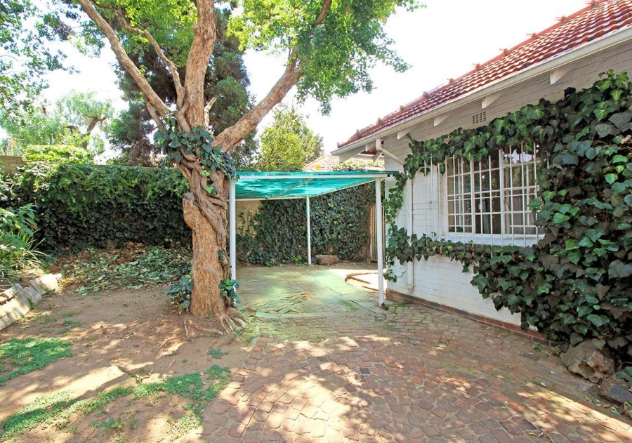 4 Bedroom Property for Sale in Orchards Gauteng