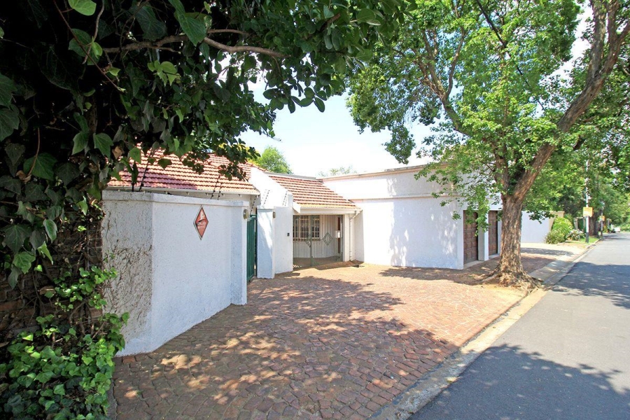 4 Bedroom Property for Sale in Orchards Gauteng