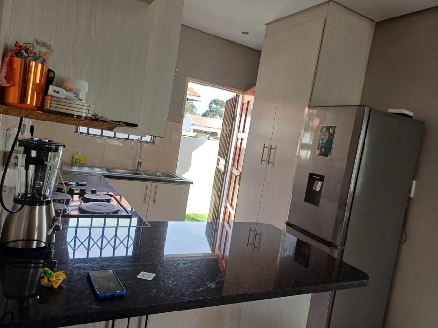 3 Bedroom Property for Sale in Crystal Park Gauteng