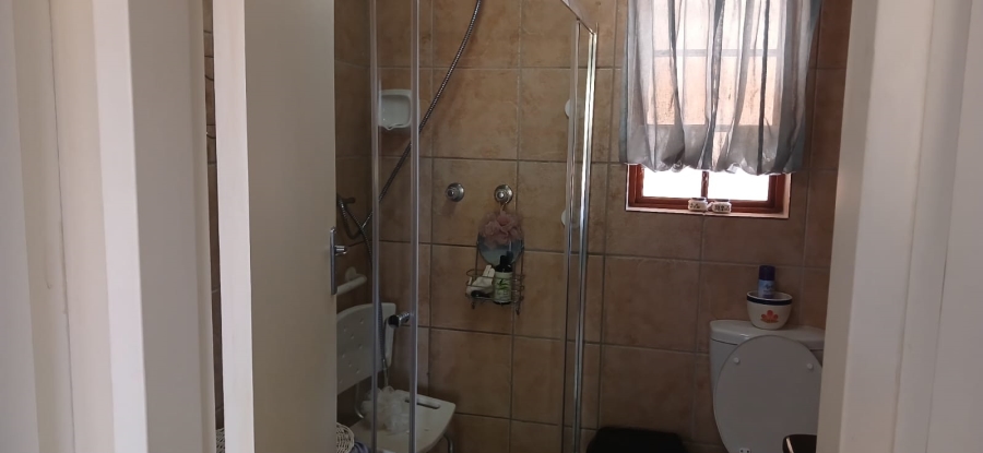 2 Bedroom Property for Sale in Montana Gauteng