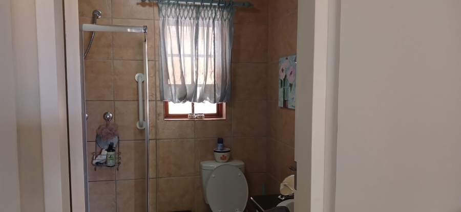 2 Bedroom Property for Sale in Montana Gauteng