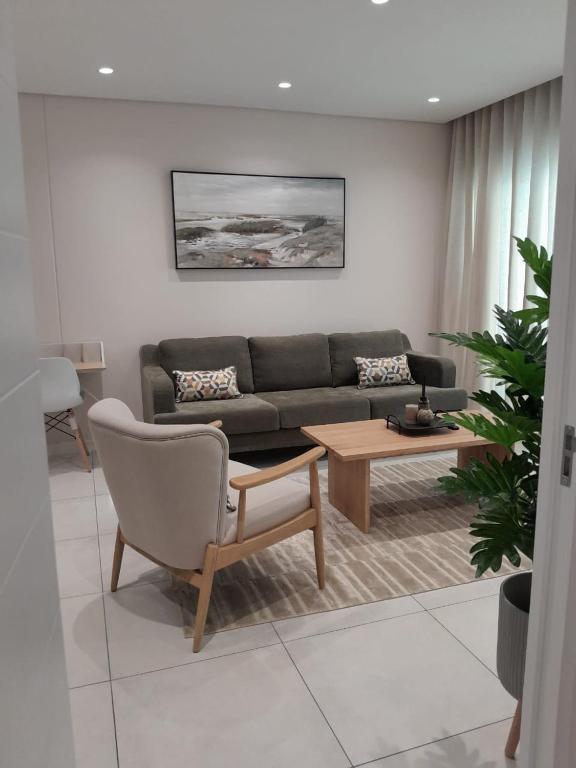 To Let 2 Bedroom Property for Rent in Sandton Central Gauteng