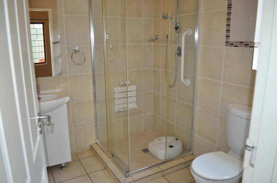 To Let 2 Bedroom Property for Rent in Olympus Gauteng