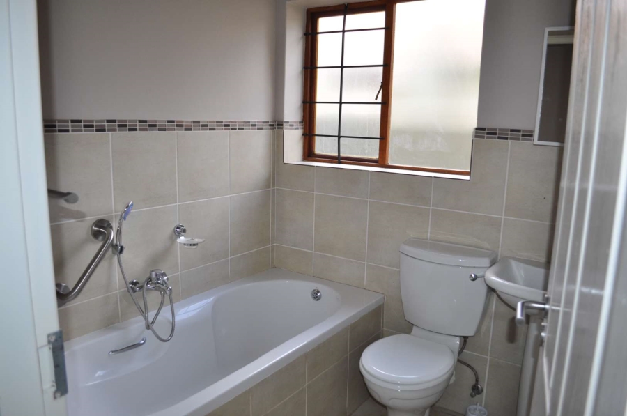 To Let 2 Bedroom Property for Rent in Olympus Gauteng