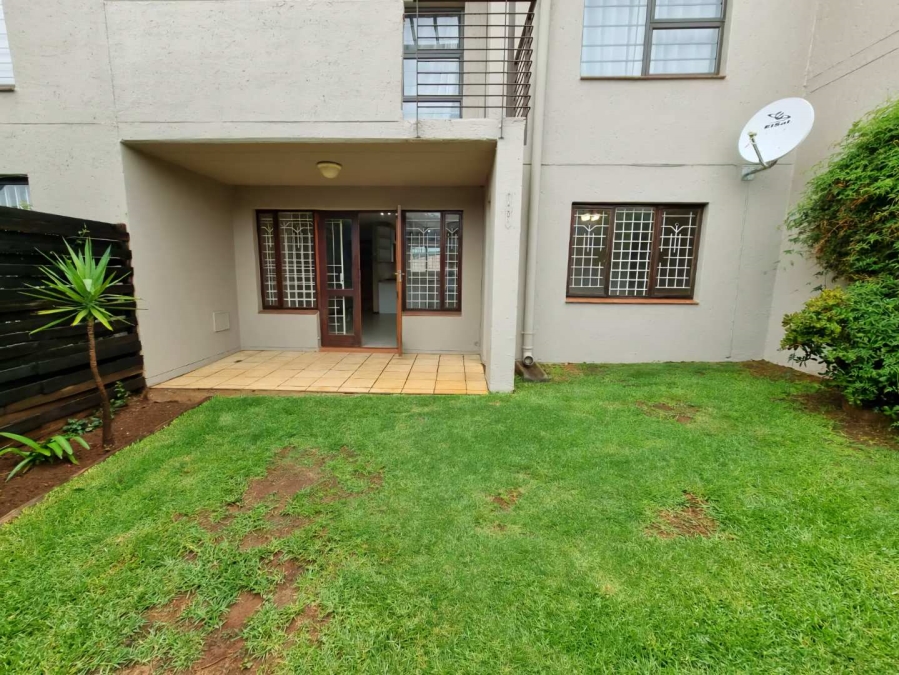 2 Bedroom Property for Sale in Glenvista Gauteng