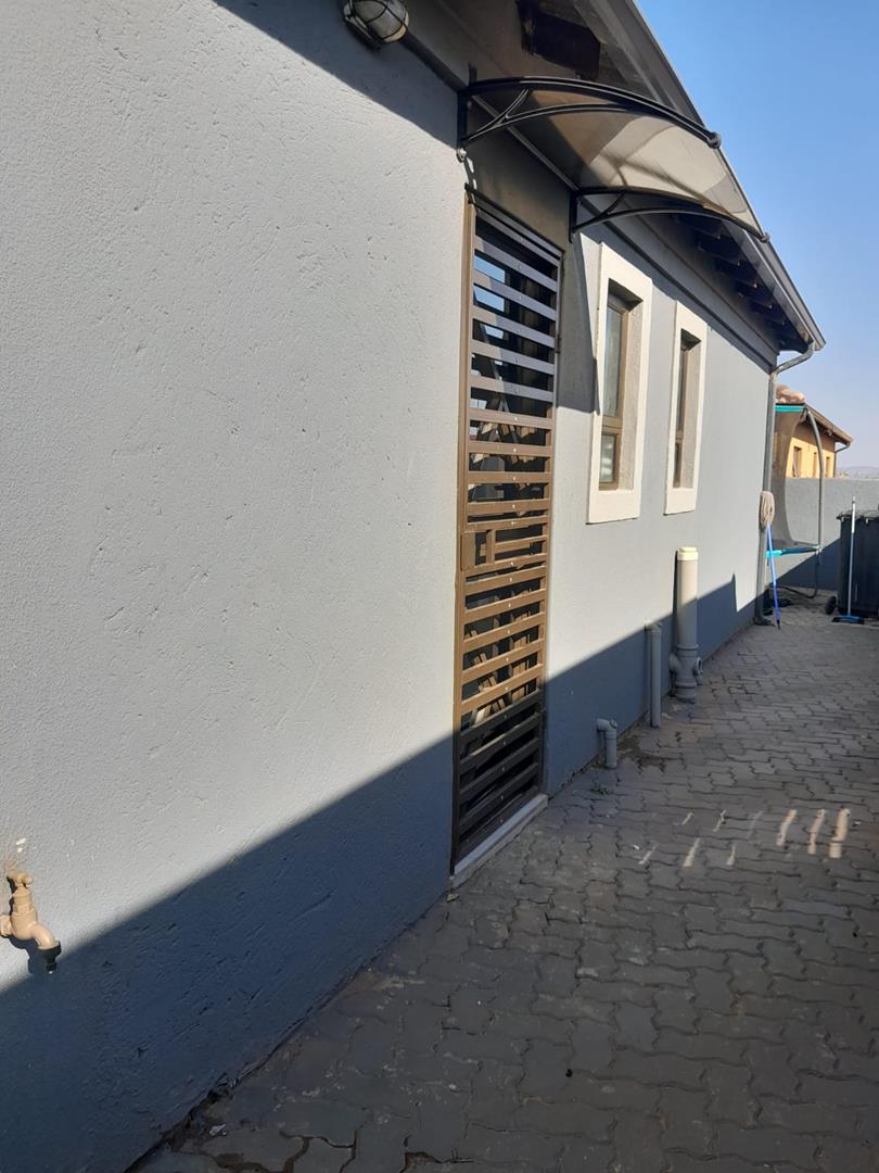 3 Bedroom Property for Sale in Soshanguve VV Gauteng