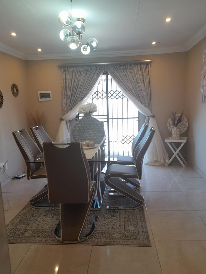 3 Bedroom Property for Sale in Soshanguve VV Gauteng