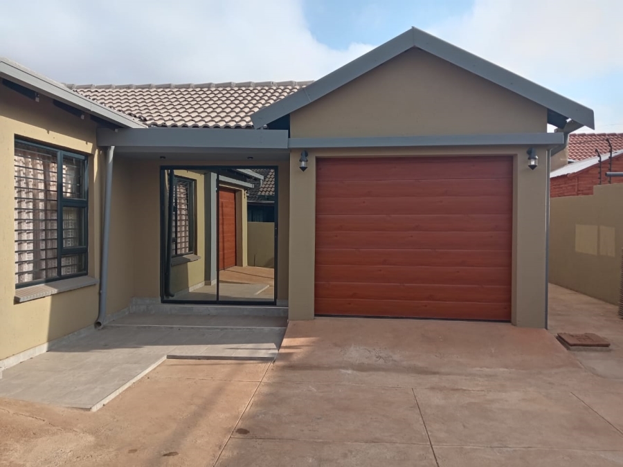 3 Bedroom Property for Sale in Soshanguve XX Gauteng