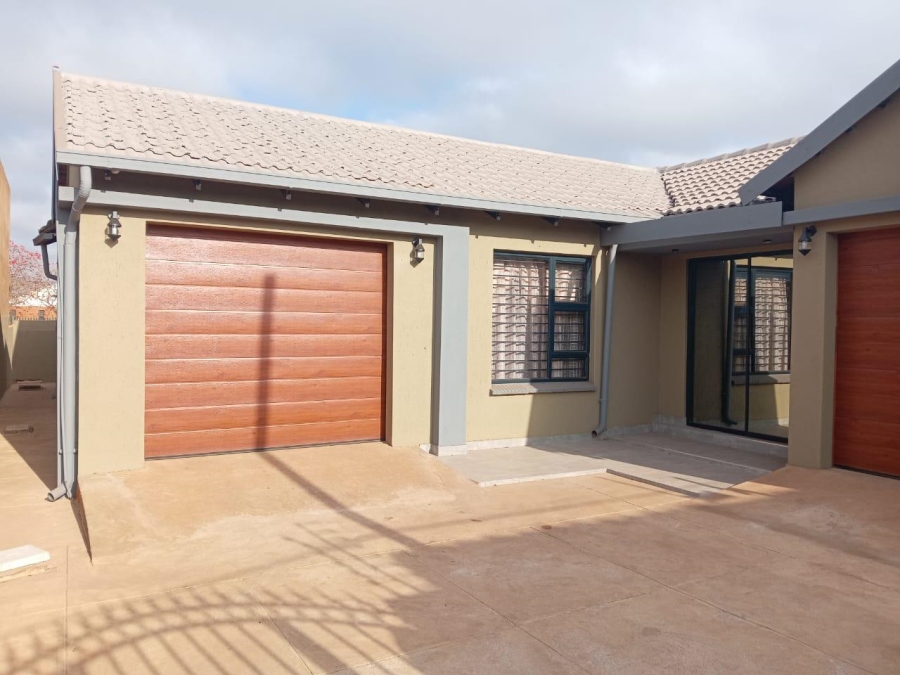 3 Bedroom Property for Sale in Soshanguve XX Gauteng