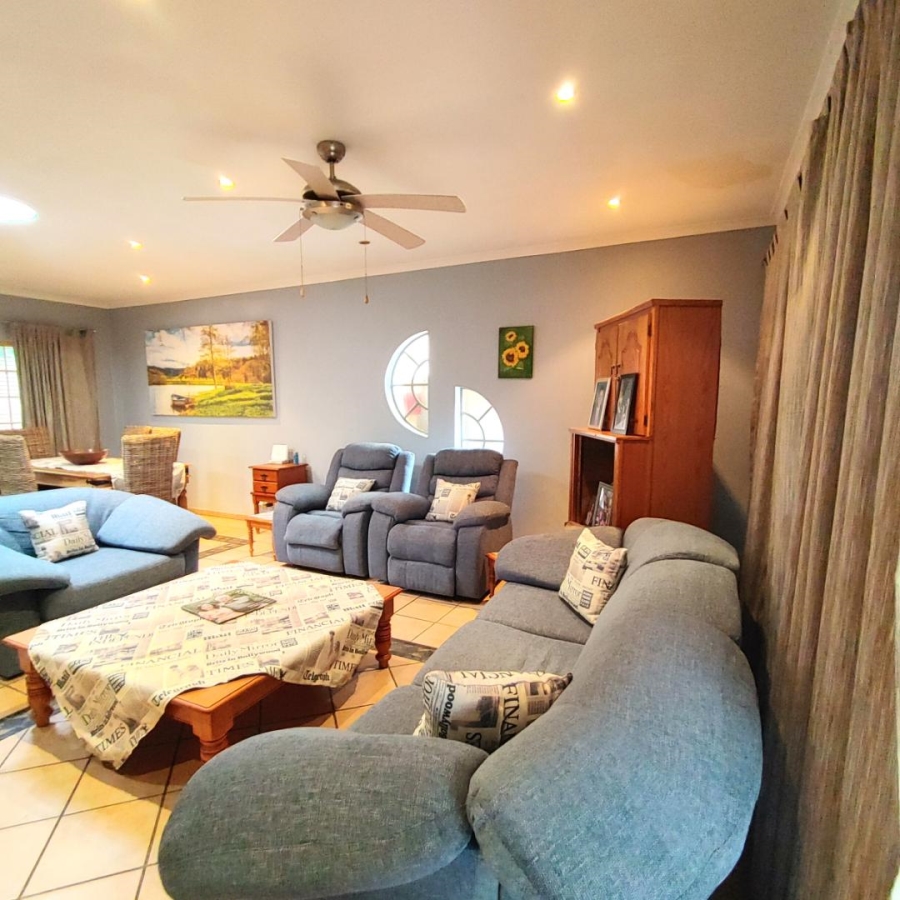 3 Bedroom Property for Sale in Amberfield Crest Estate Gauteng