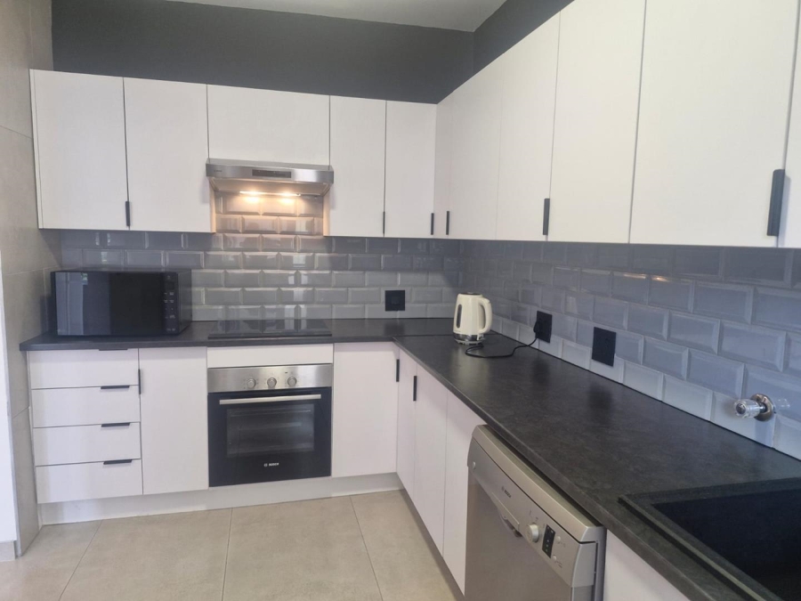 2 Bedroom Property for Sale in Benmore Gardens Gauteng