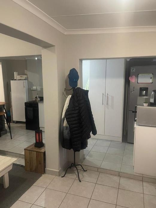 To Let 1 Bedroom Property for Rent in Melrose Gauteng