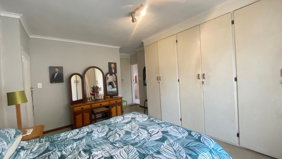 3 Bedroom Property for Sale in Moreleta Park Gauteng