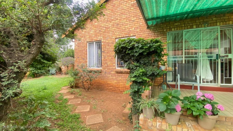 3 Bedroom Property for Sale in Moreleta Park Gauteng