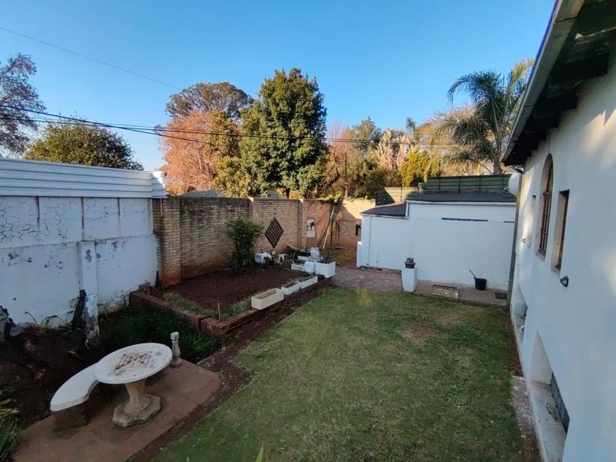 9 Bedroom Property for Sale in Auckland Park Gauteng