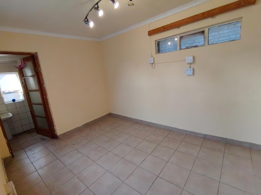 9 Bedroom Property for Sale in Auckland Park Gauteng