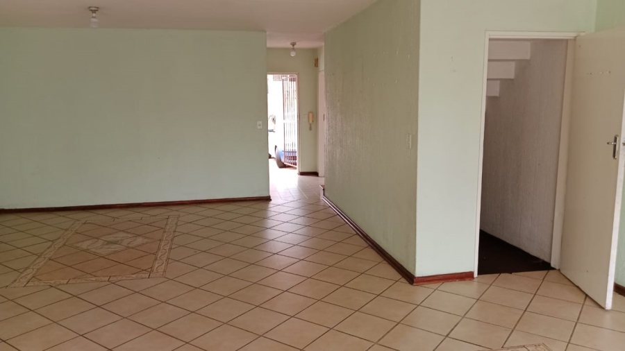 3 Bedroom Property for Sale in Birch Acres Gauteng