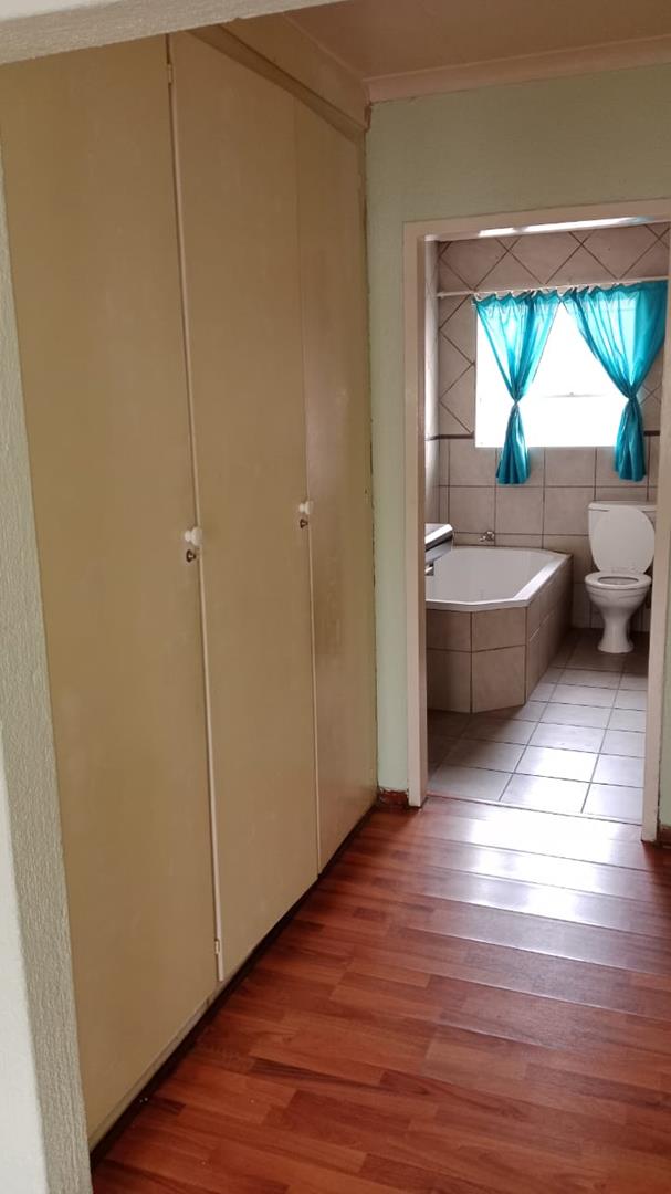 3 Bedroom Property for Sale in Birch Acres Gauteng