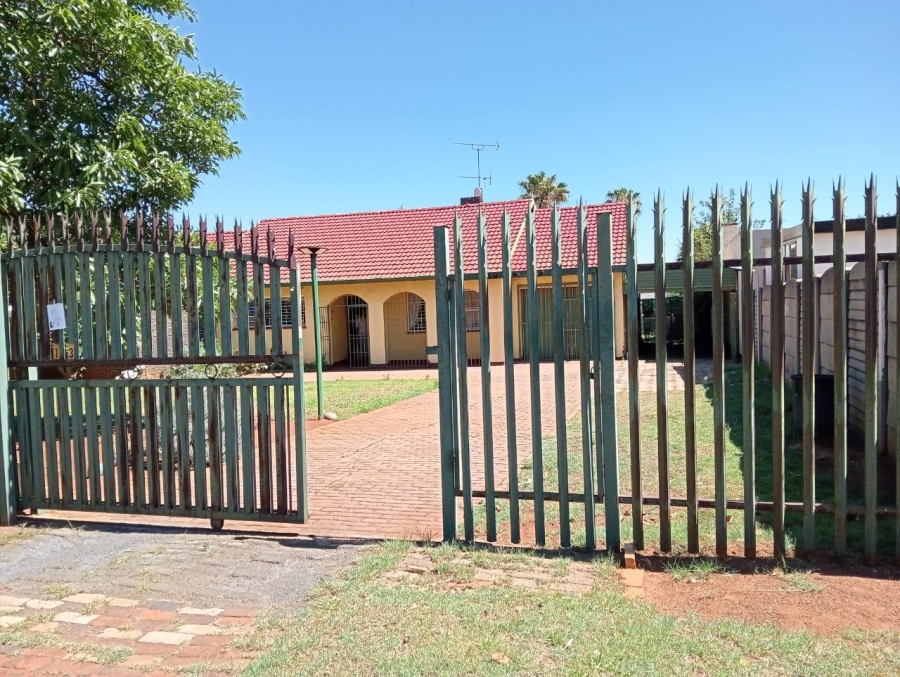 3 Bedroom Property for Sale in Cresslawn Gauteng