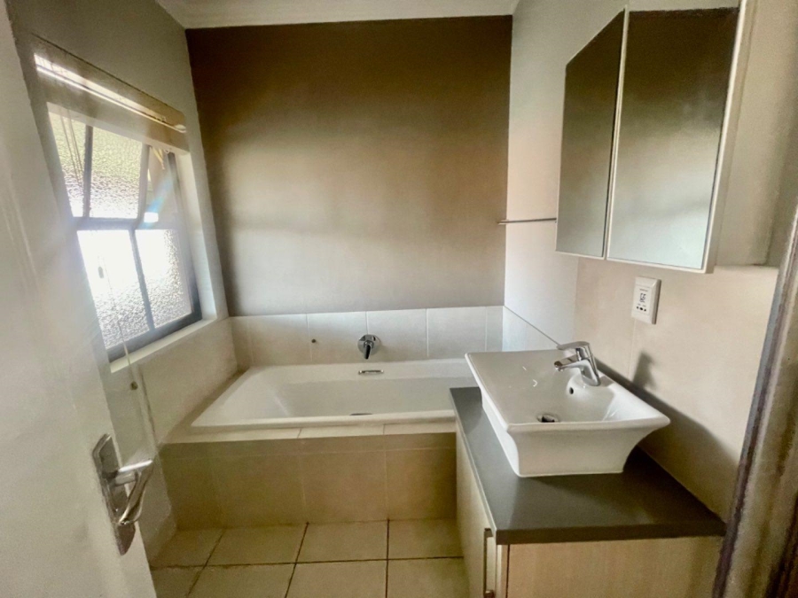 3 Bedroom Property for Sale in Sandton Central Gauteng