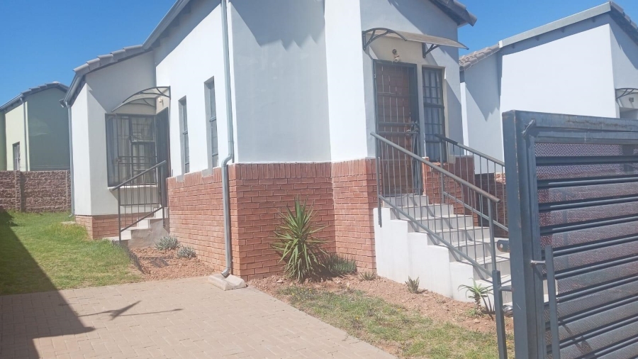 2 Bedroom Property for Sale in South Hills Gauteng