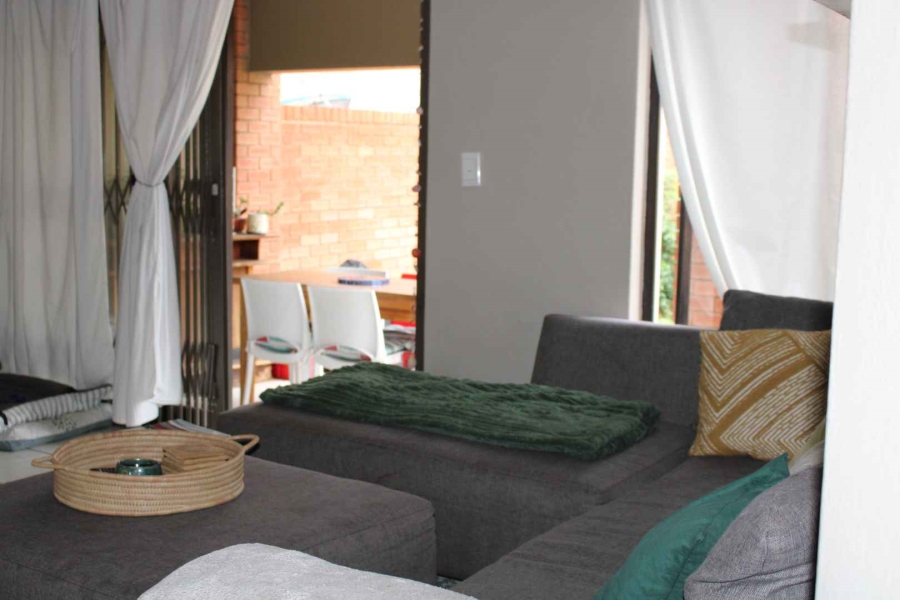 2 Bedroom Property for Sale in Glenvista Gauteng