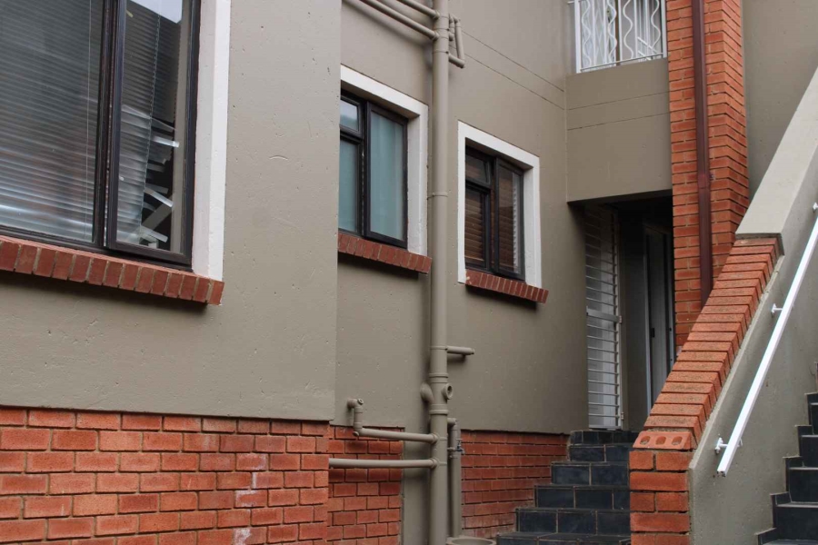 2 Bedroom Property for Sale in Glenvista Gauteng