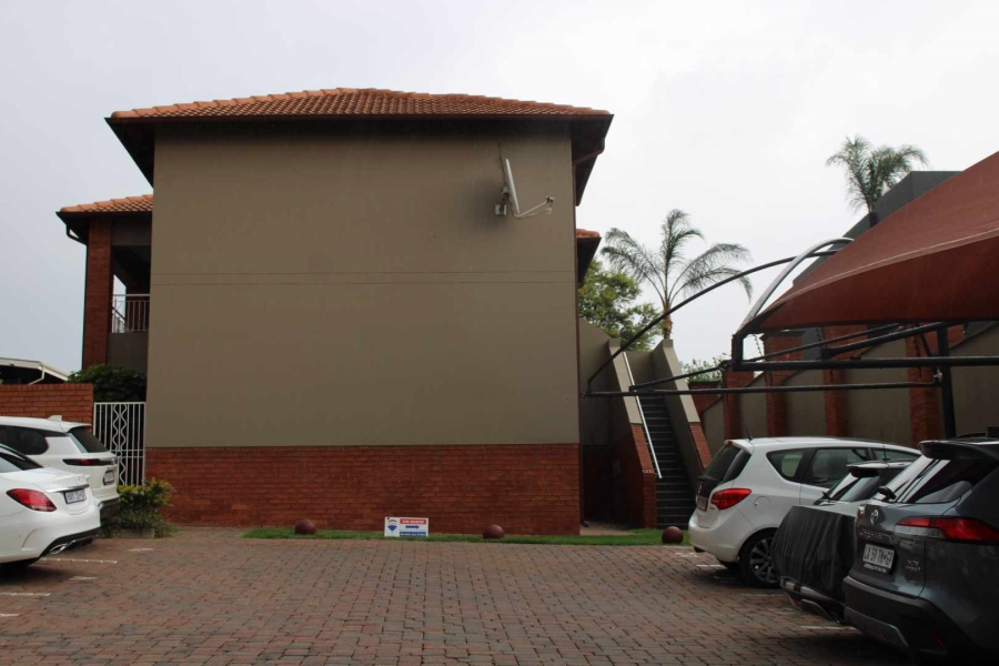 2 Bedroom Property for Sale in Glenvista Gauteng