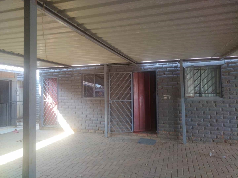 10 Bedroom Property for Sale in Soshanguve XX Gauteng