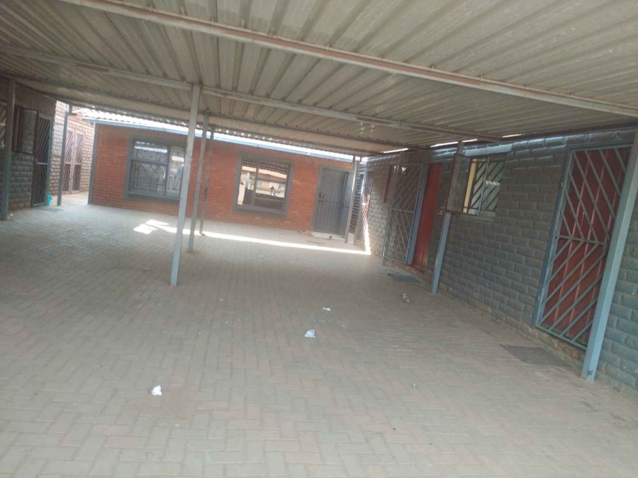 10 Bedroom Property for Sale in Soshanguve XX Gauteng