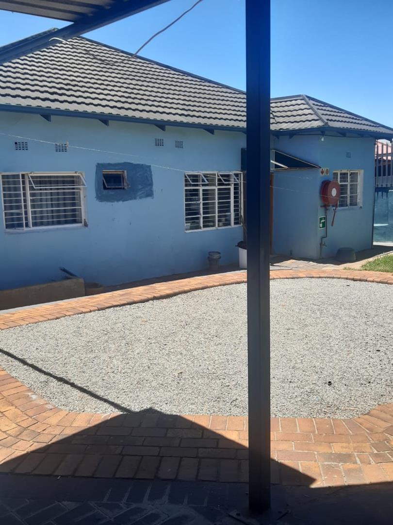 6 Bedroom Property for Sale in Brixton Gauteng