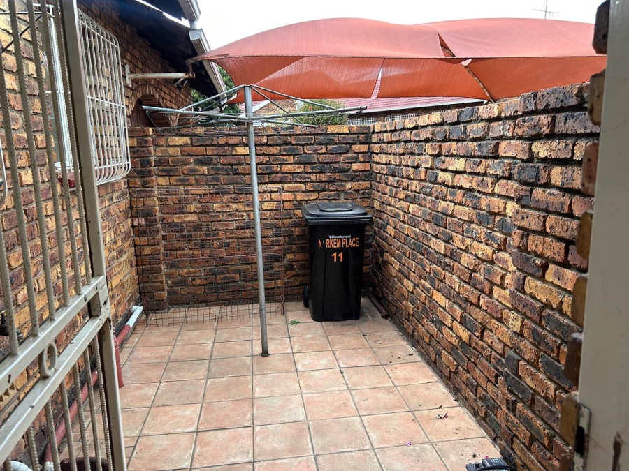 To Let 3 Bedroom Property for Rent in Norkem Park Gauteng