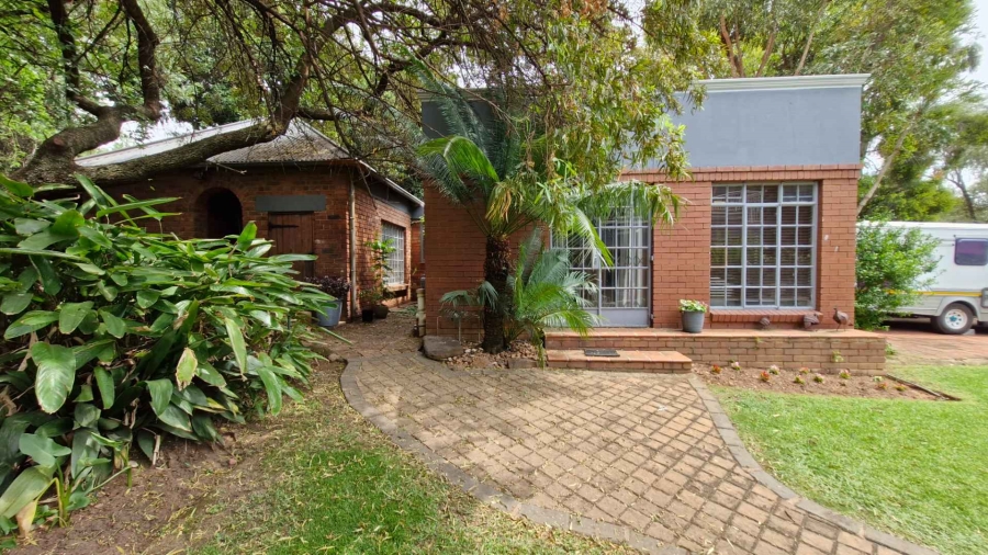 4 Bedroom Property for Sale in Riviera Gauteng